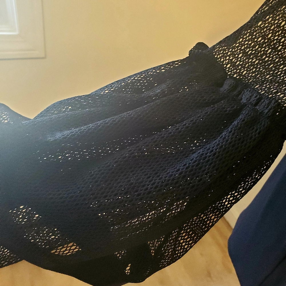 Thalia Sodi tiered long sleeve mesh top - Picture 5 of 10